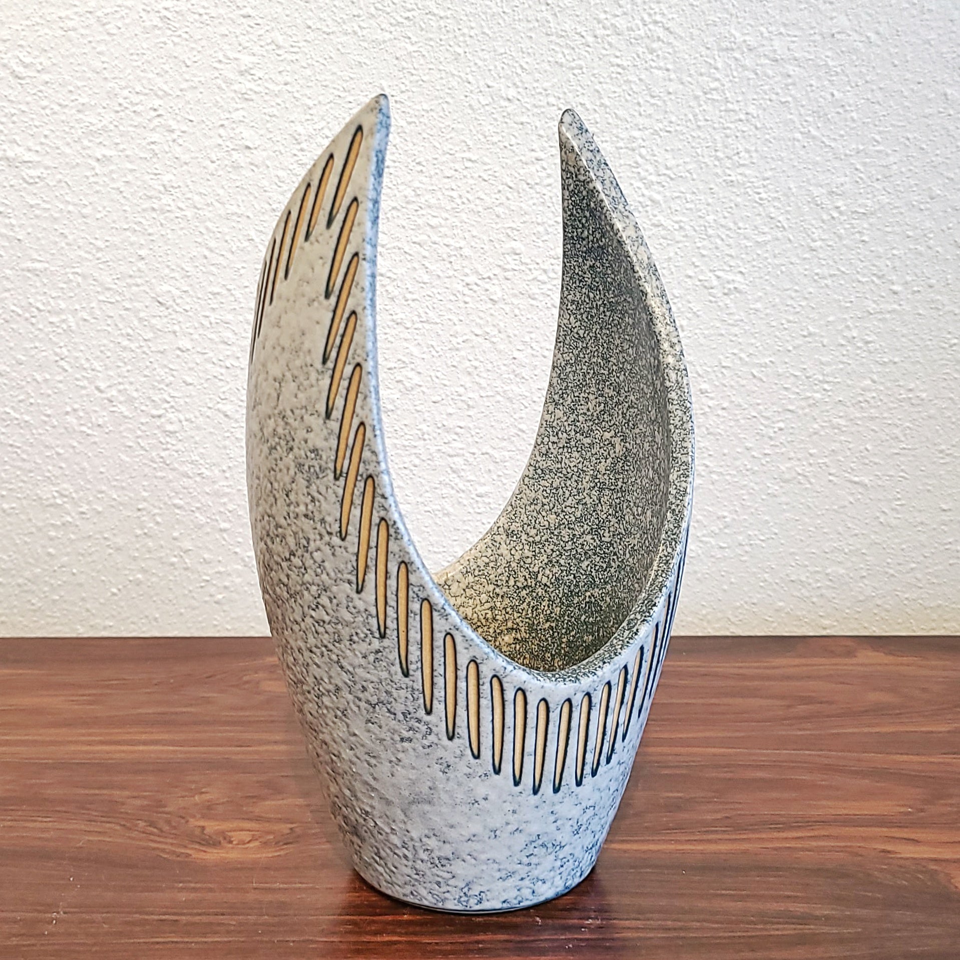 STONEWARE IKEBANA VASE