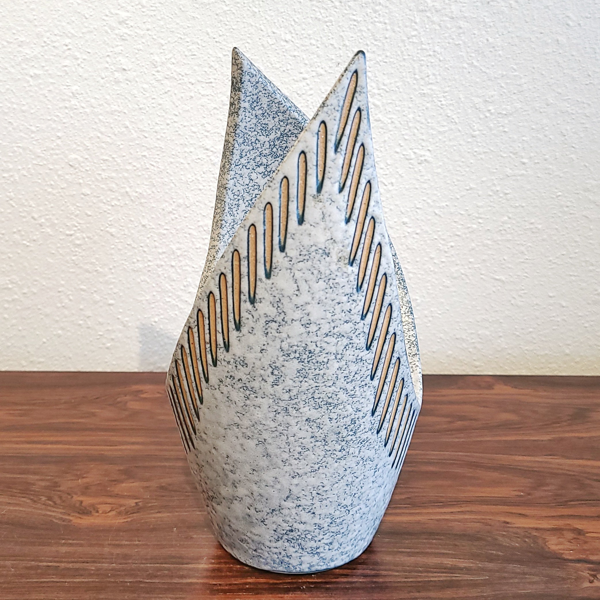 STONEWARE IKEBANA VASE