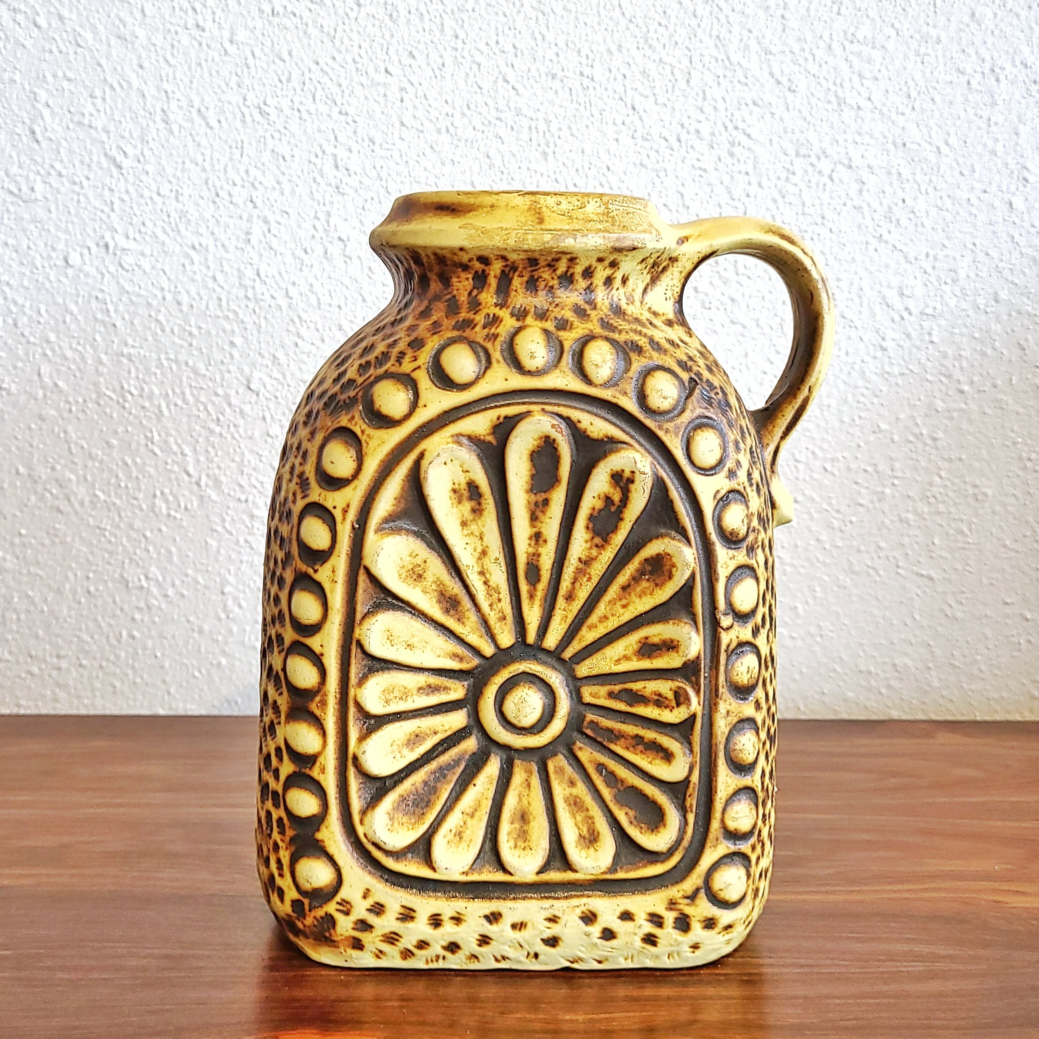 RARE GEBRÜDER SPANG RELIEF DÉCOR HANDLE VASE Nr. 701/24