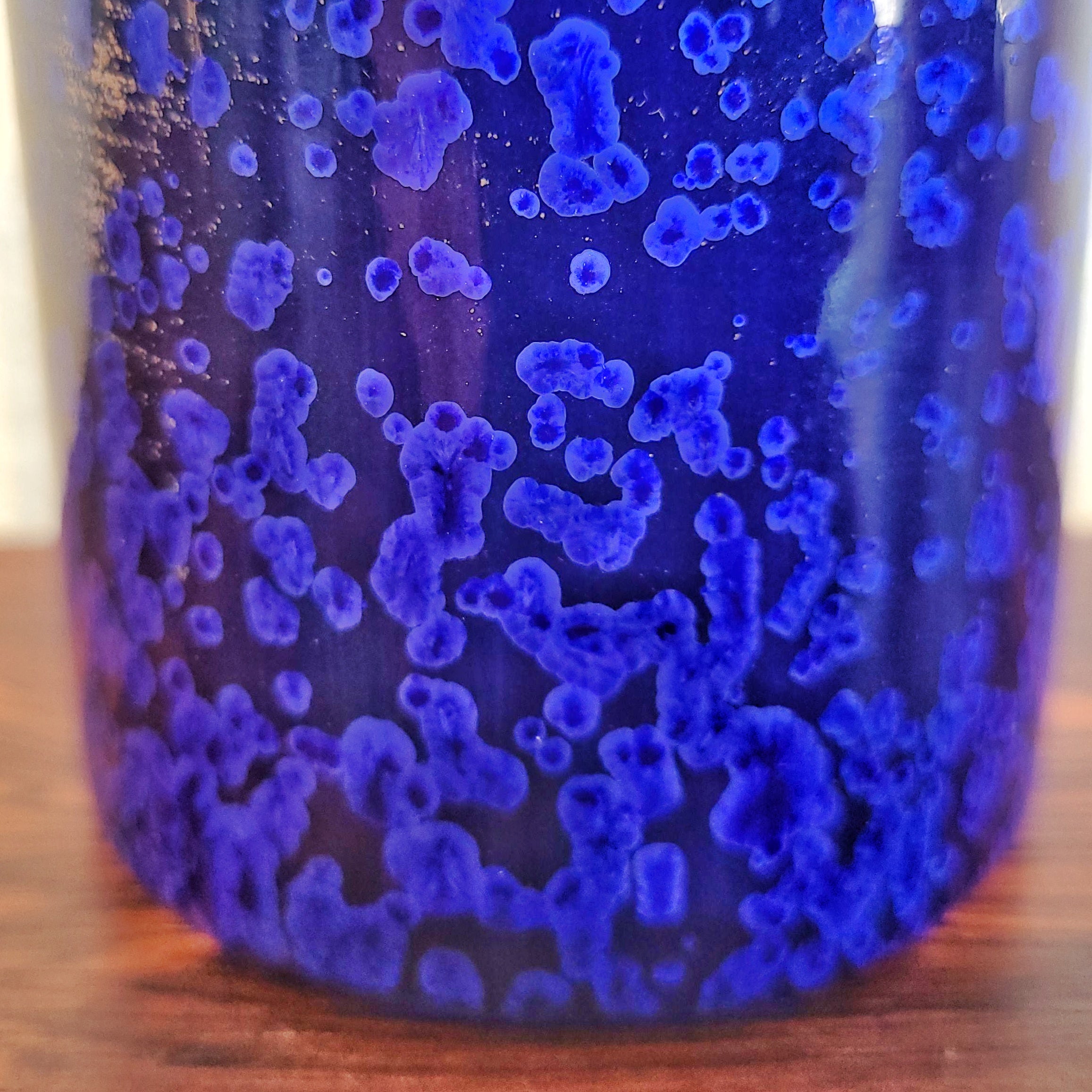 CRYSTALLINE BLUE WENDELIN STAHL CYLINDER VASE