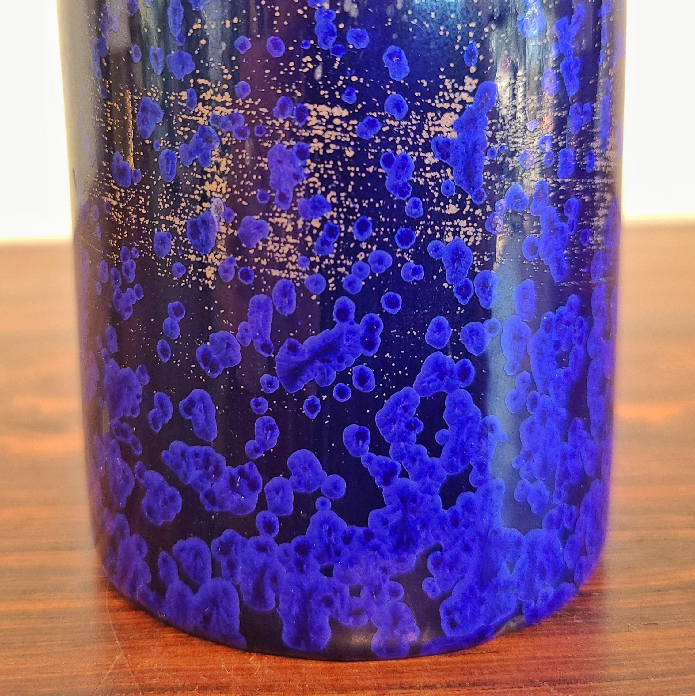 CRYSTALLINE BLUE WENDELIN STAHL CYLINDER VASE