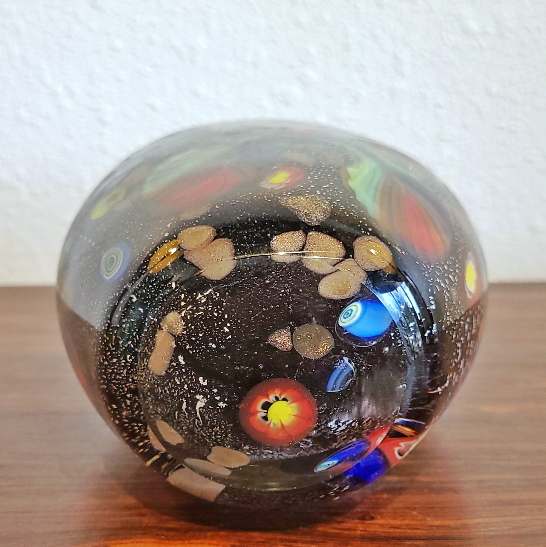 1950s MURANO GLASS VASE WITH ‘TUTTI FRUTTI’ DÉCOR (ITALY)