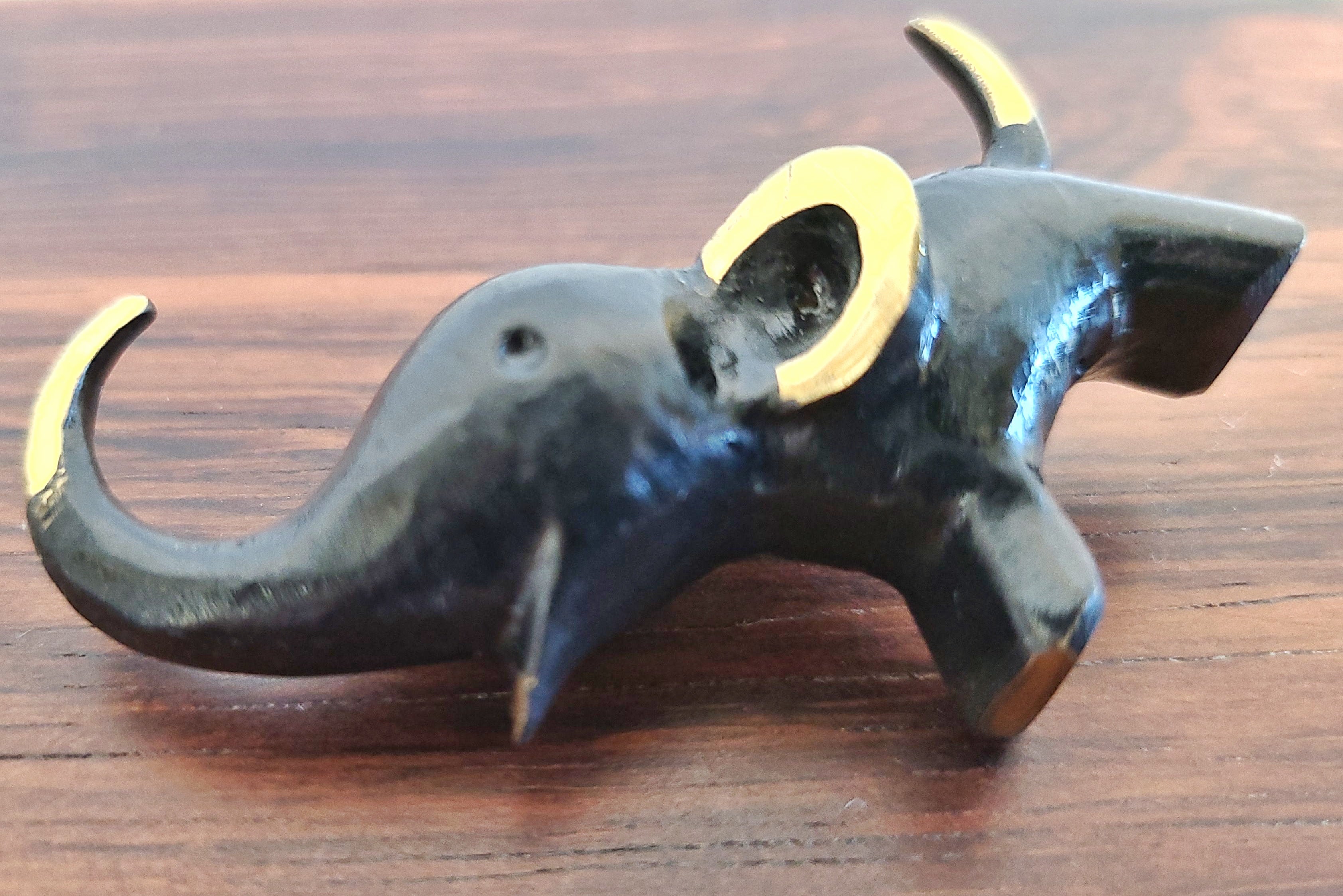 WALTER BOSSE ‘GOLD BLACK LINE’ ELEPHANT FIGURINE (AUSTRIA)