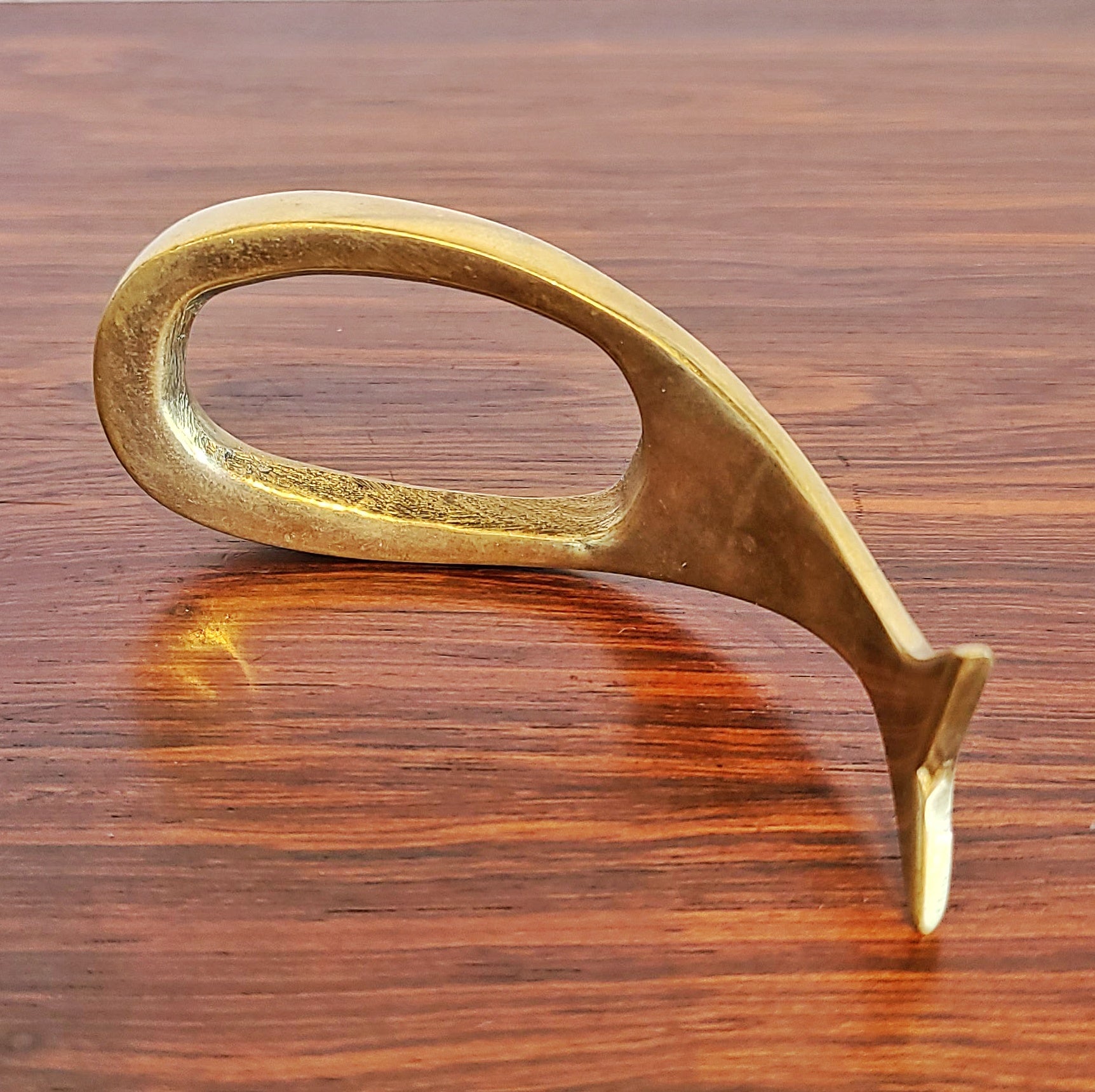 BRASS PIPE STAND IN THE STYLE OF CARL AUBOCK