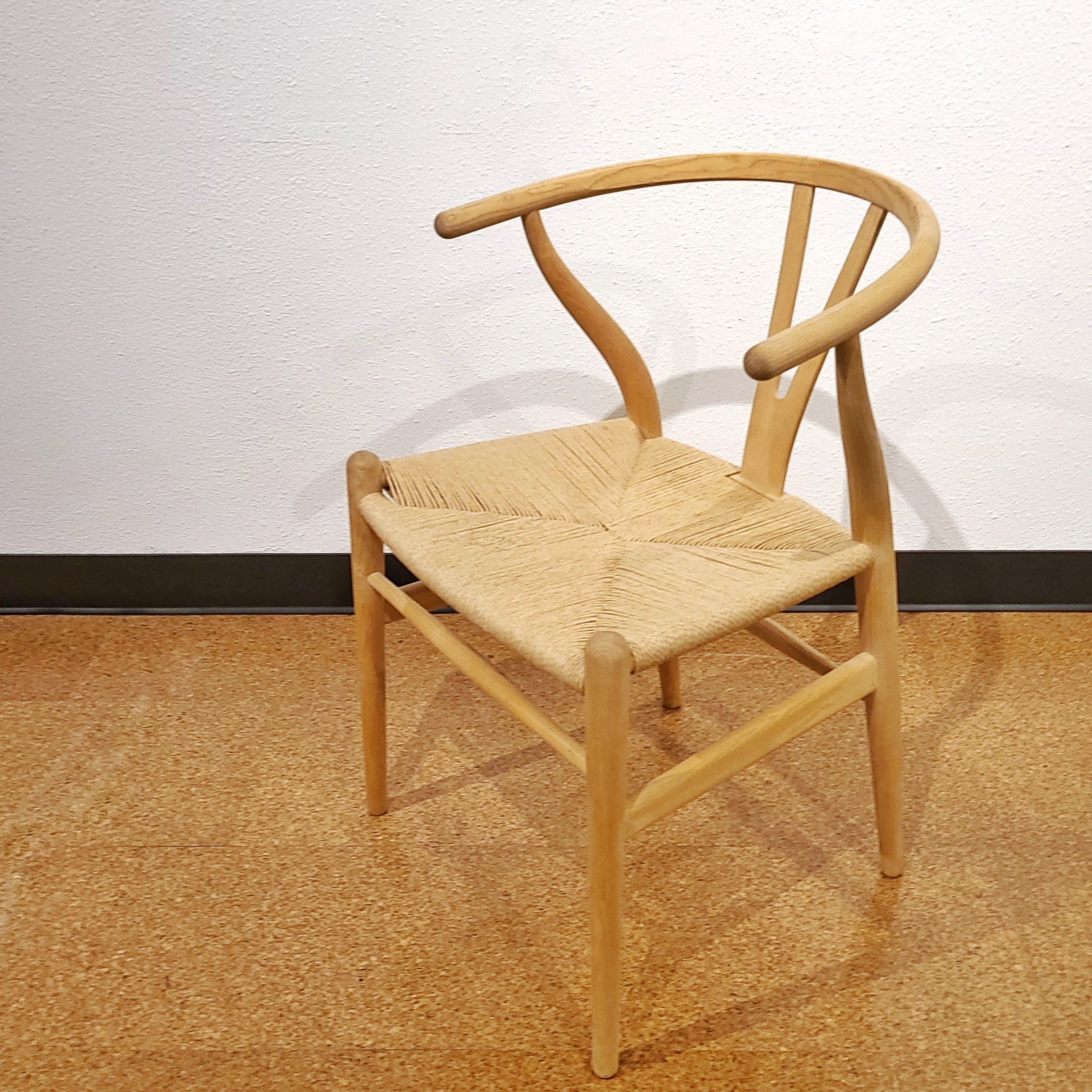 HANS WEGNER CH24 ‘WISHBONE’ CHAIR FOR CARL HANSEN &  SON (1949)