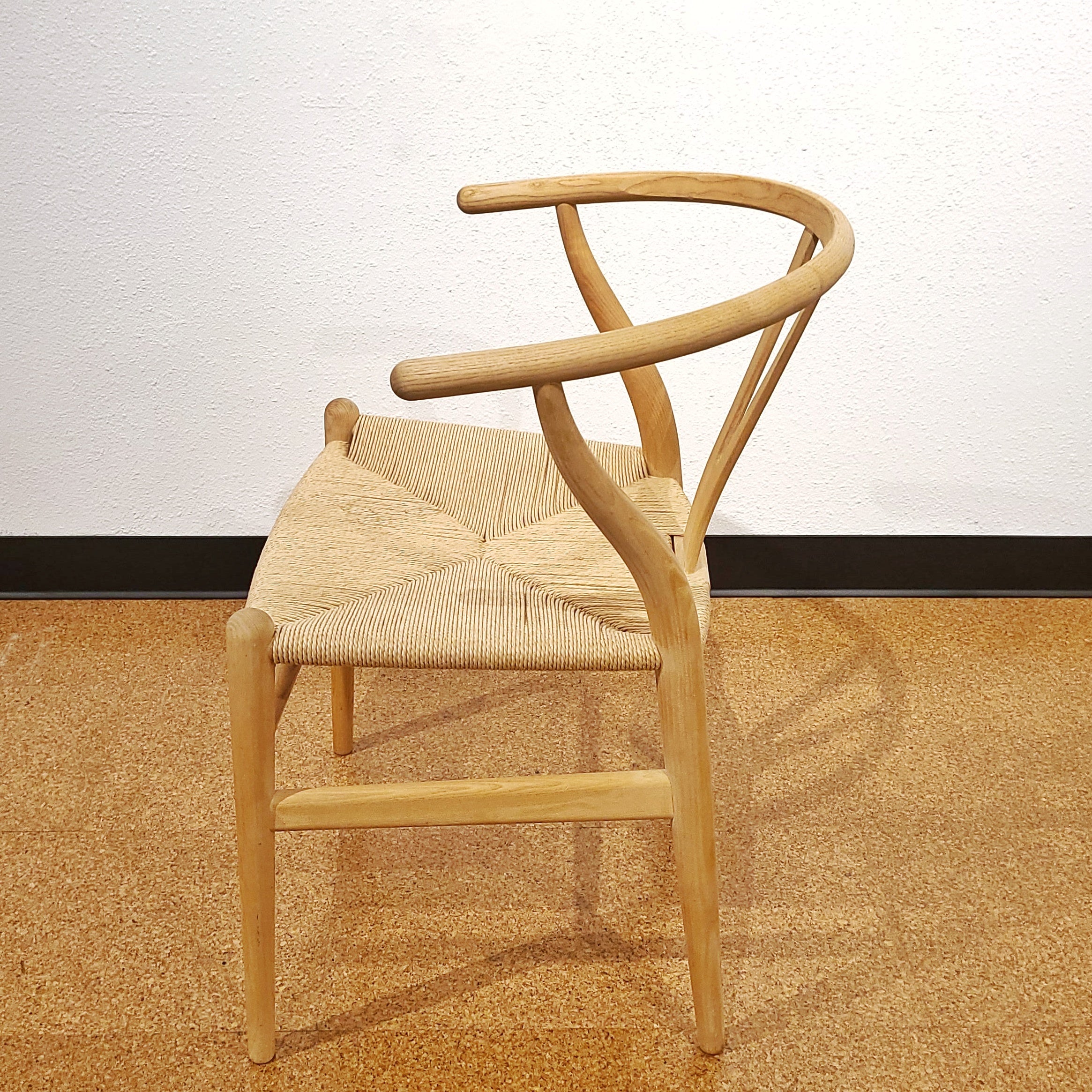 HANS WEGNER CH24 ‘WISHBONE’ CHAIR FOR CARL HANSEN &  SON (1949)