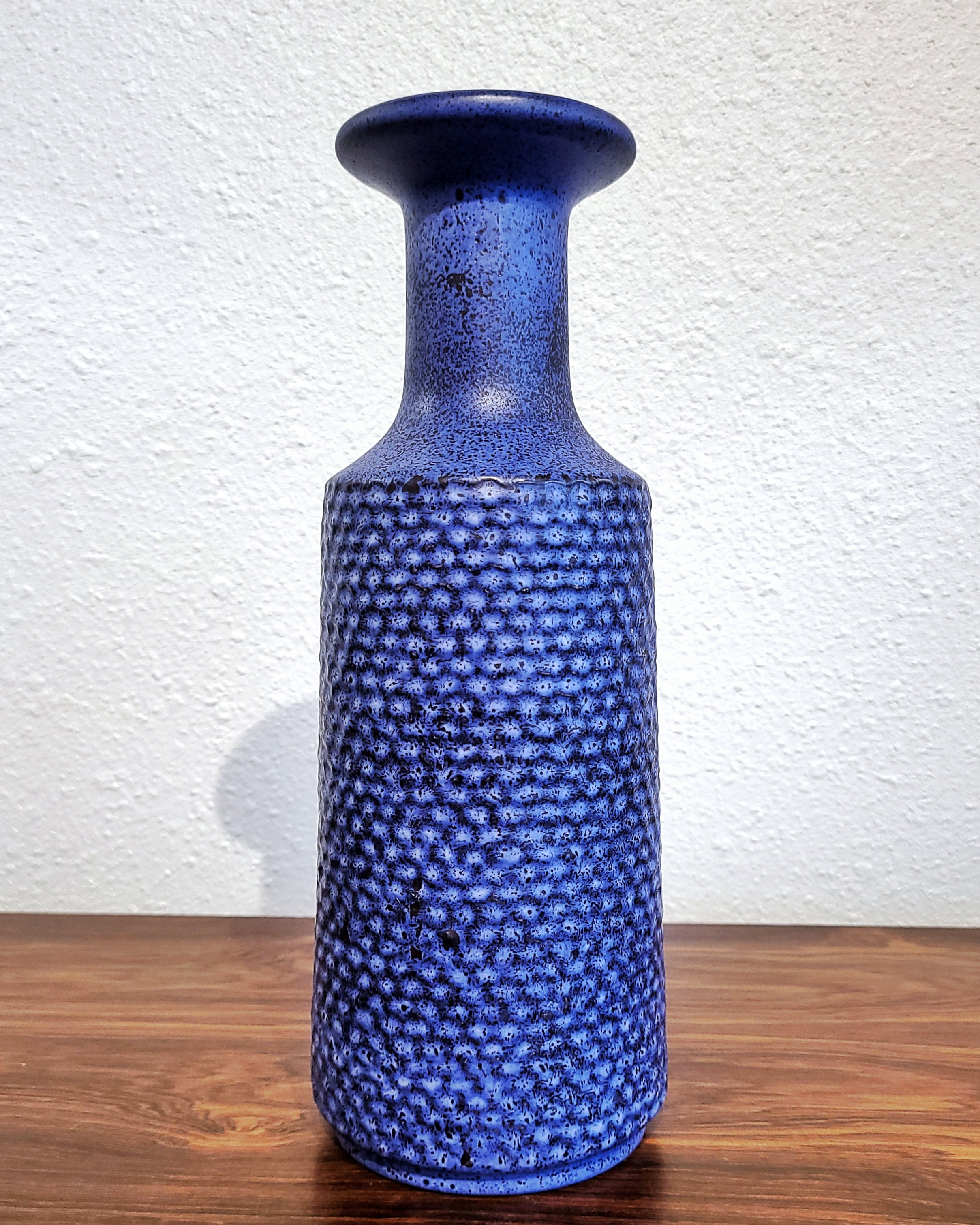 TALL BLUE HERBERT REUSCH VASE Nr. 879/30 FOR ECKHARDT & ENGLER