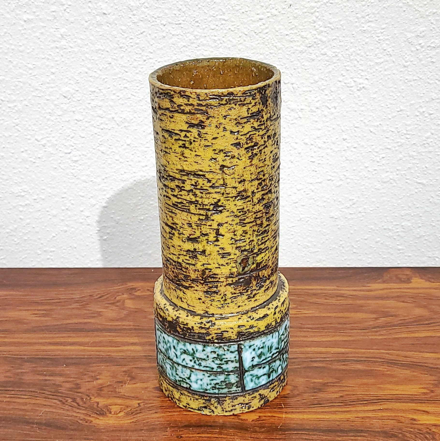 HANDMADE CHAMOTTE VASE BY HALIDAN KUTLU FOR SPARA KERAMIK