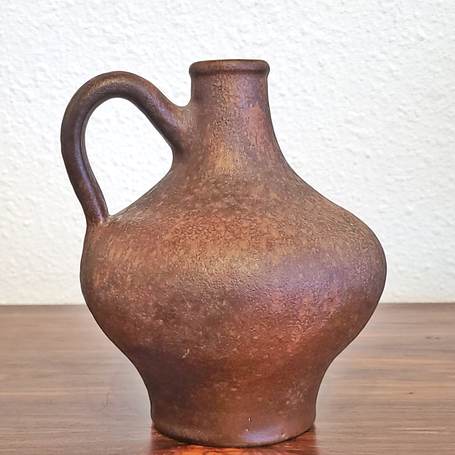 HARTWIG HEYNE STUDIO POTTERY HANDLE VASE