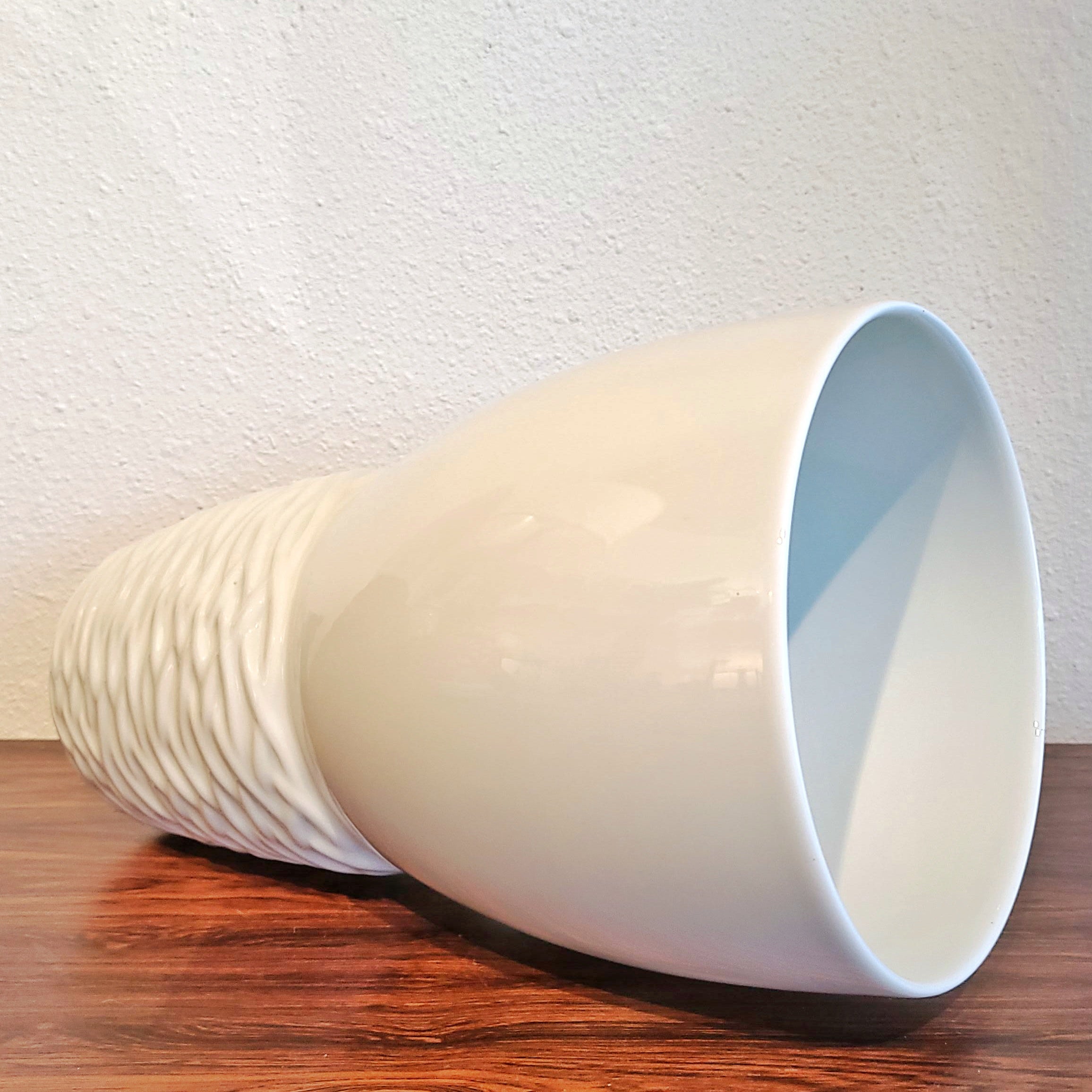 HUTSCHENREUTHER PORCELAIN OP-ART FLOOR VASE Nr. 02323/33