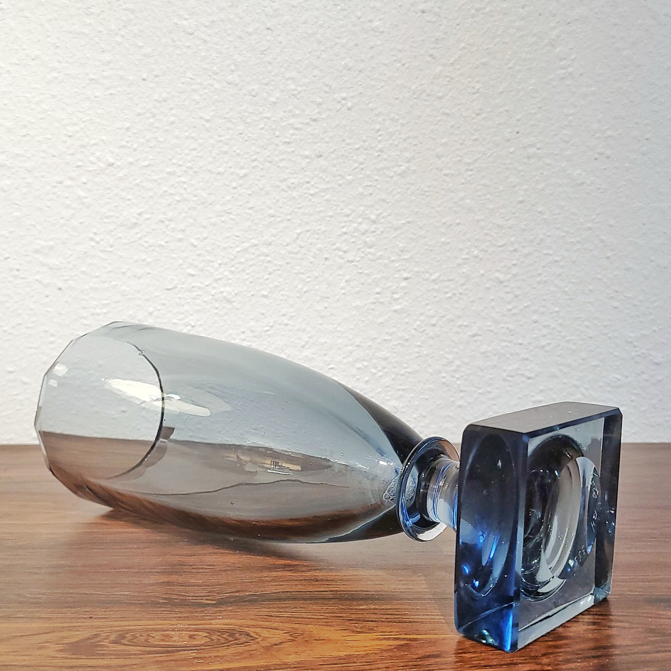 CRYSTAL ART DECO PEDESTAL VASE BY ELIS BERGH FOR KOSTA (1930s)