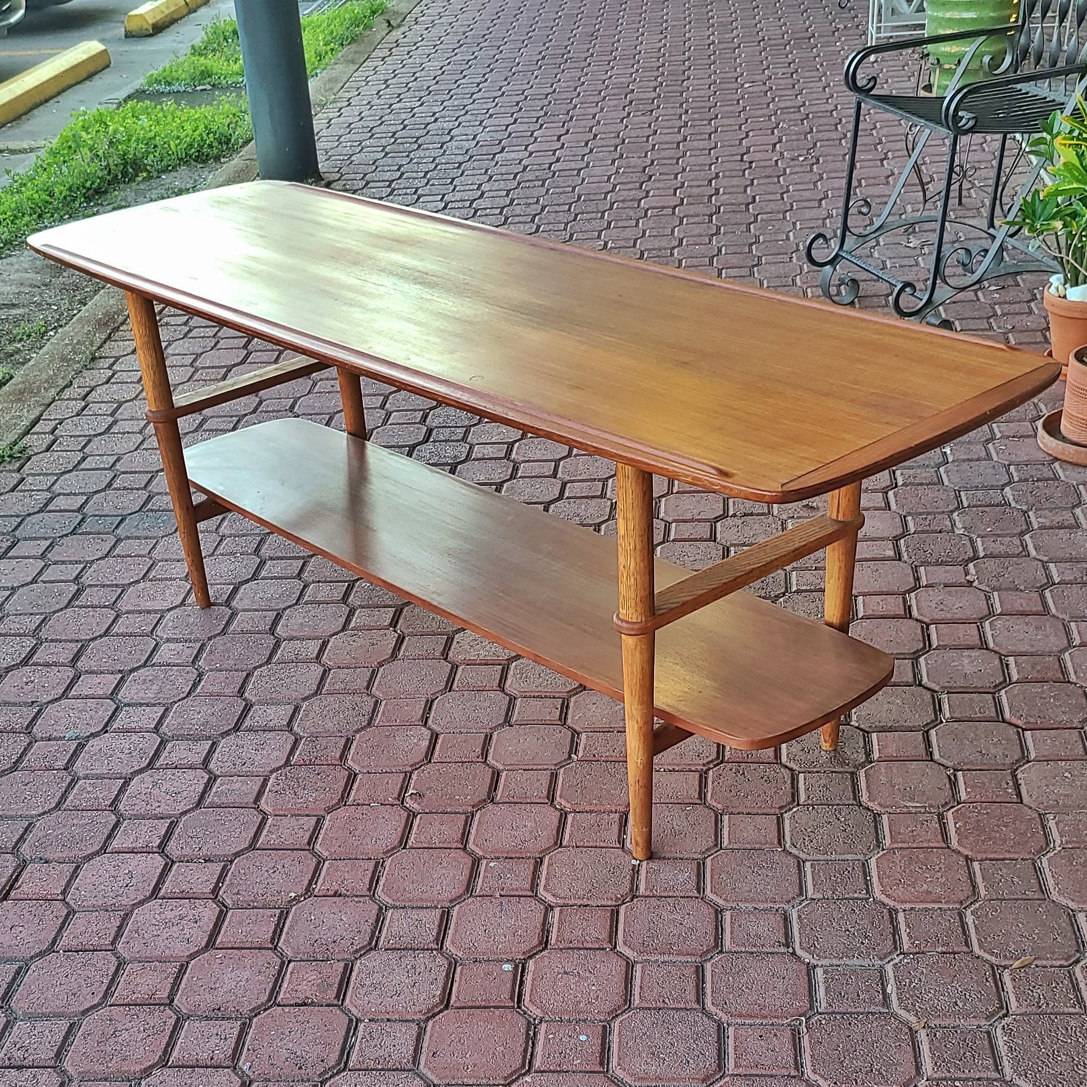 ’60s TEAK AND OAK SOFA TABLE BY TORBEN STRANDGAARD (DENMARK)