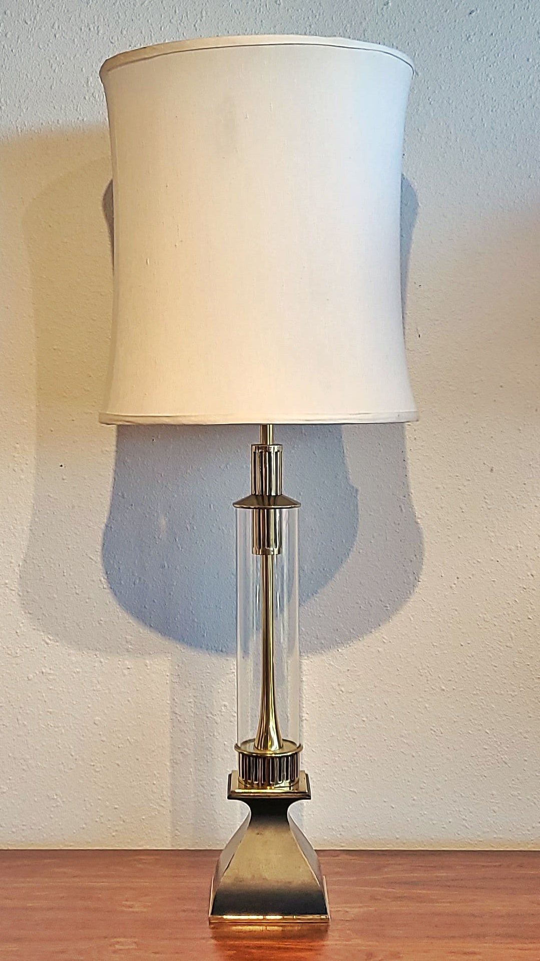 TUBULAR GLASS AND BRASS STIFFEL-STYLE TABLE LAMP WITH LINED SHADE