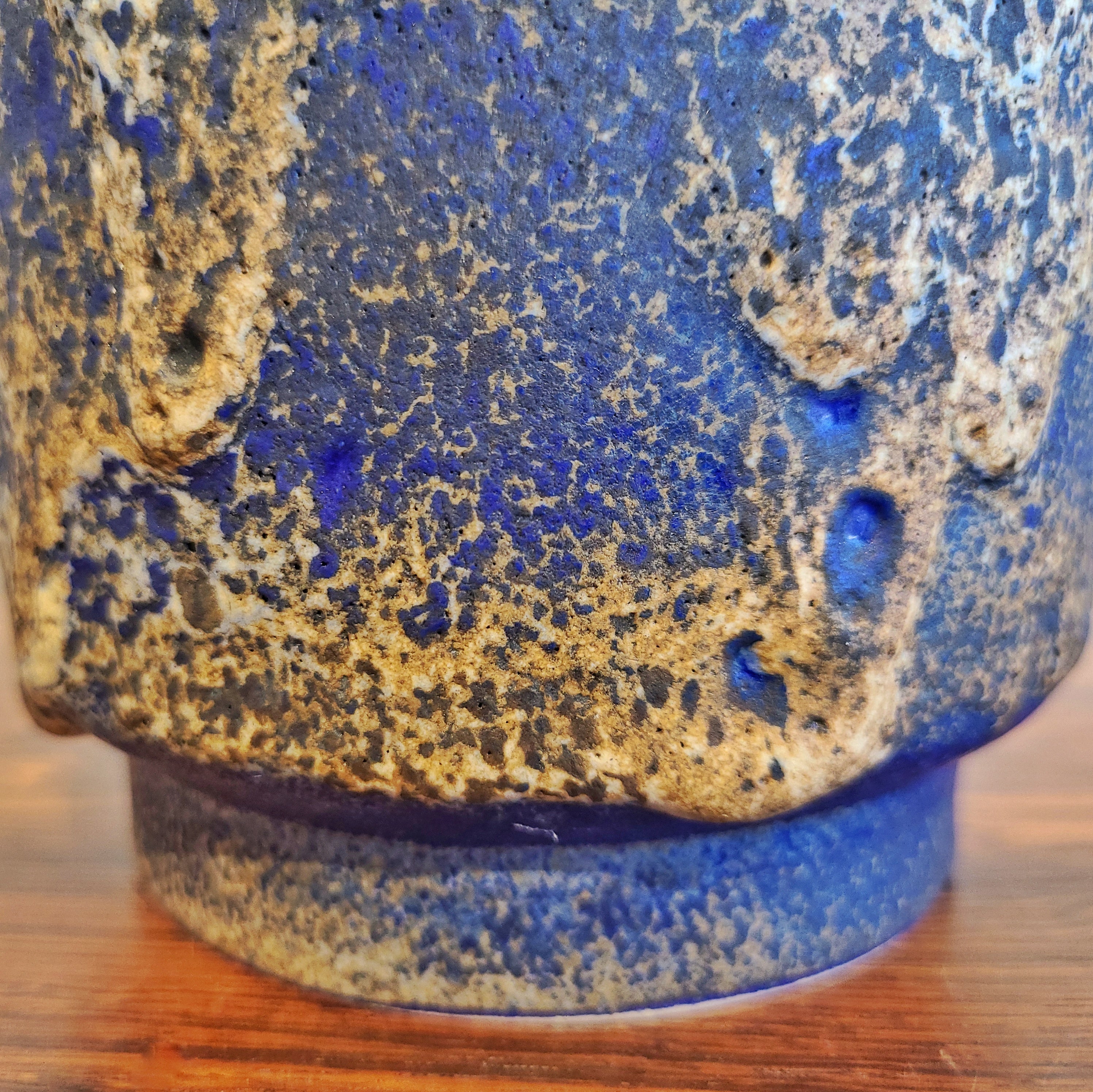 RUSCHA KERAMIK FAT LAVA ‘CORTINA’ VASE Nr. R-15