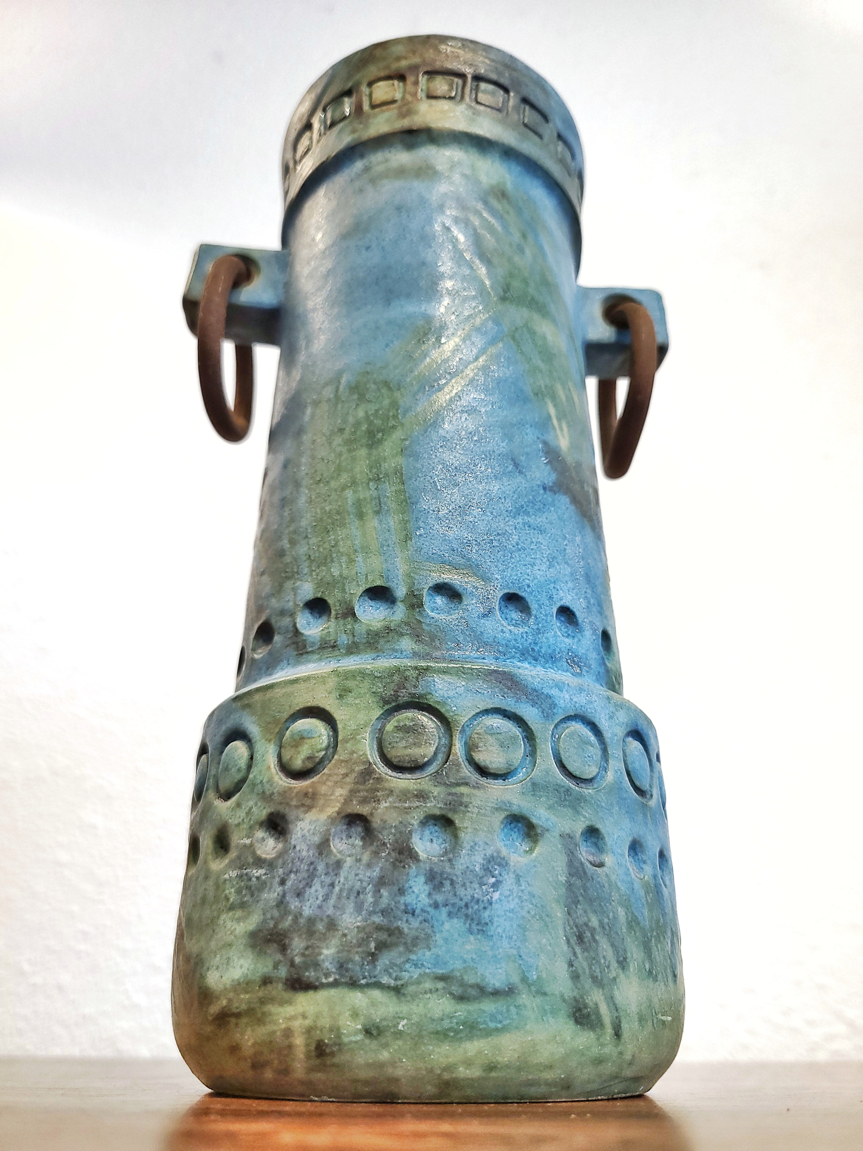 CYLINDRICAL ALVINO BAGNI ‘SEA GARDEN’ VASE WITH IRON RINGS