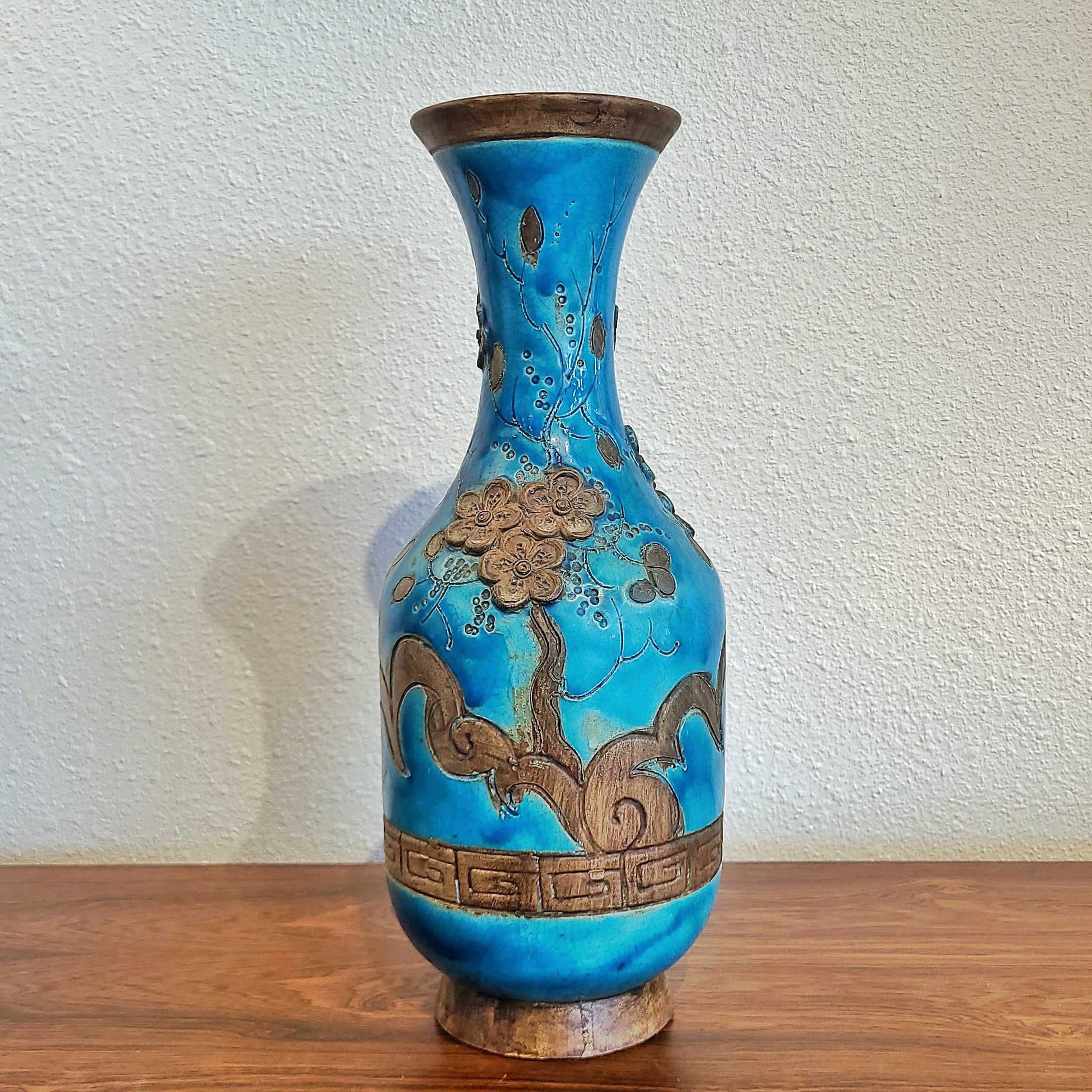 EARLY UGO ZACCAGNINI CHINOISERIE  VASE WITH CHERRY BLOSSOMS