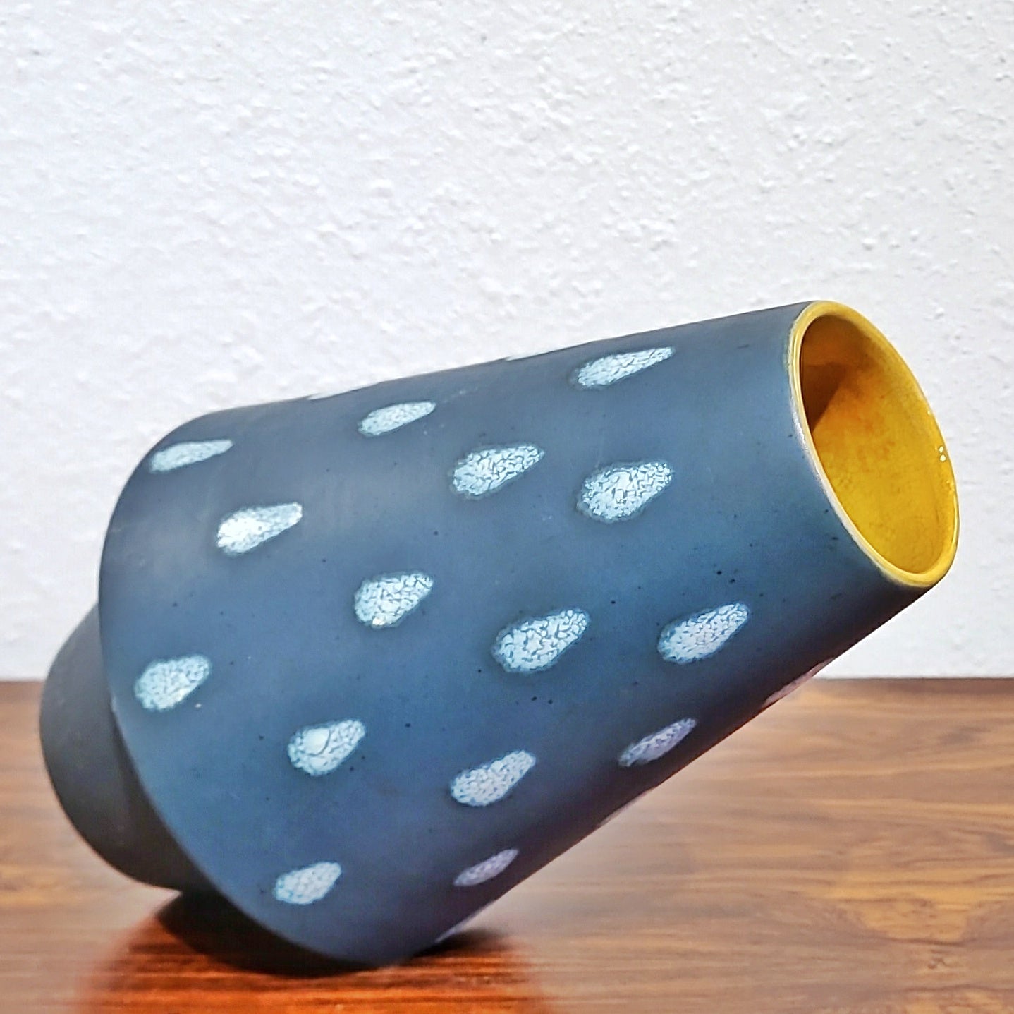 WALTER GERHARDS SPOTTED CONICAL VASE Nr. 1011/25