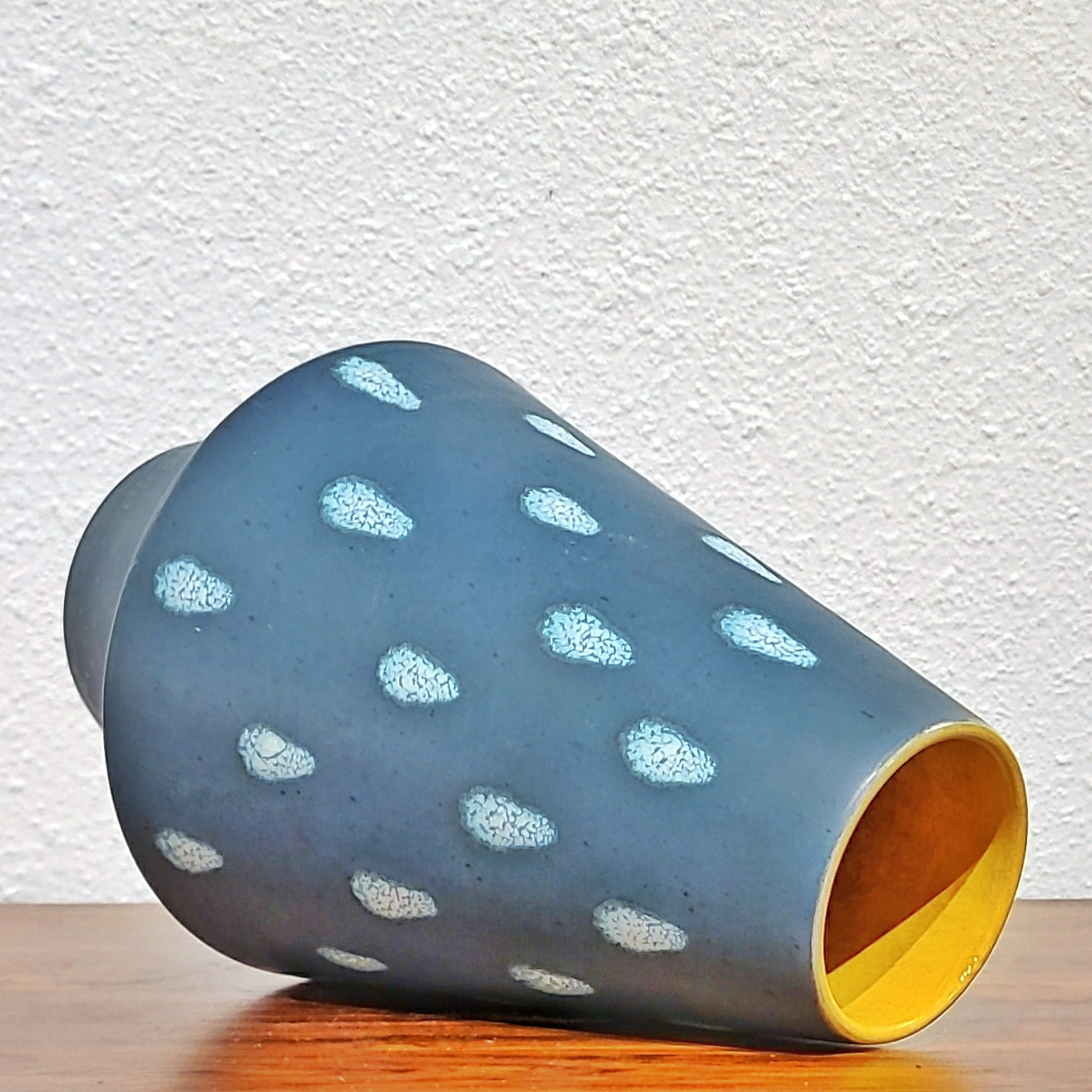 WALTER GERHARDS SPOTTED CONICAL VASE Nr. 1011/25