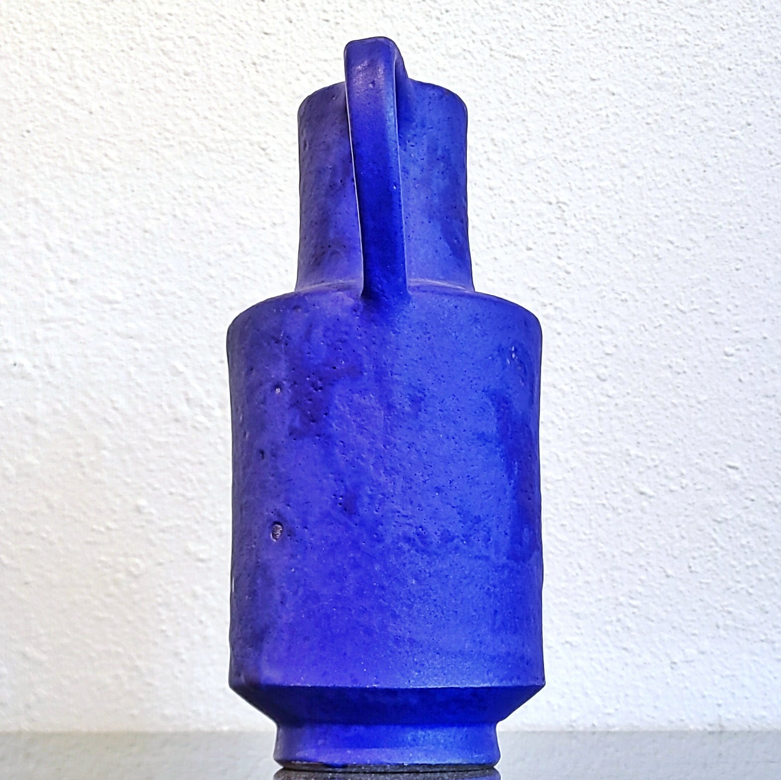 1960s HARTWIG HEYNE “KLEIN” BLUE HANDLE VASE