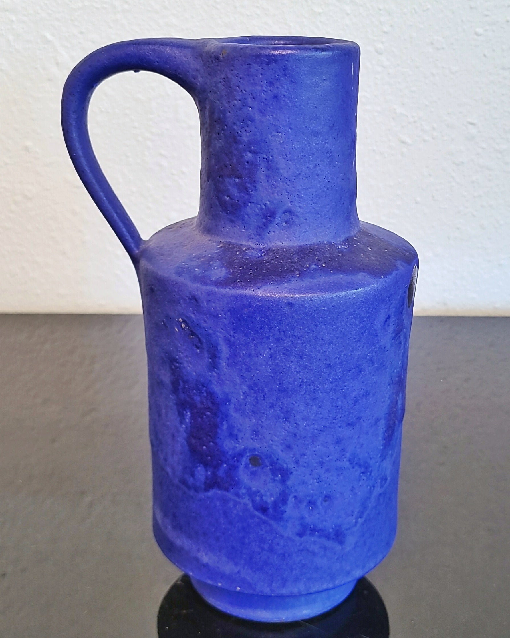 1960s HARTWIG HEYNE “KLEIN” BLUE HANDLE VASE