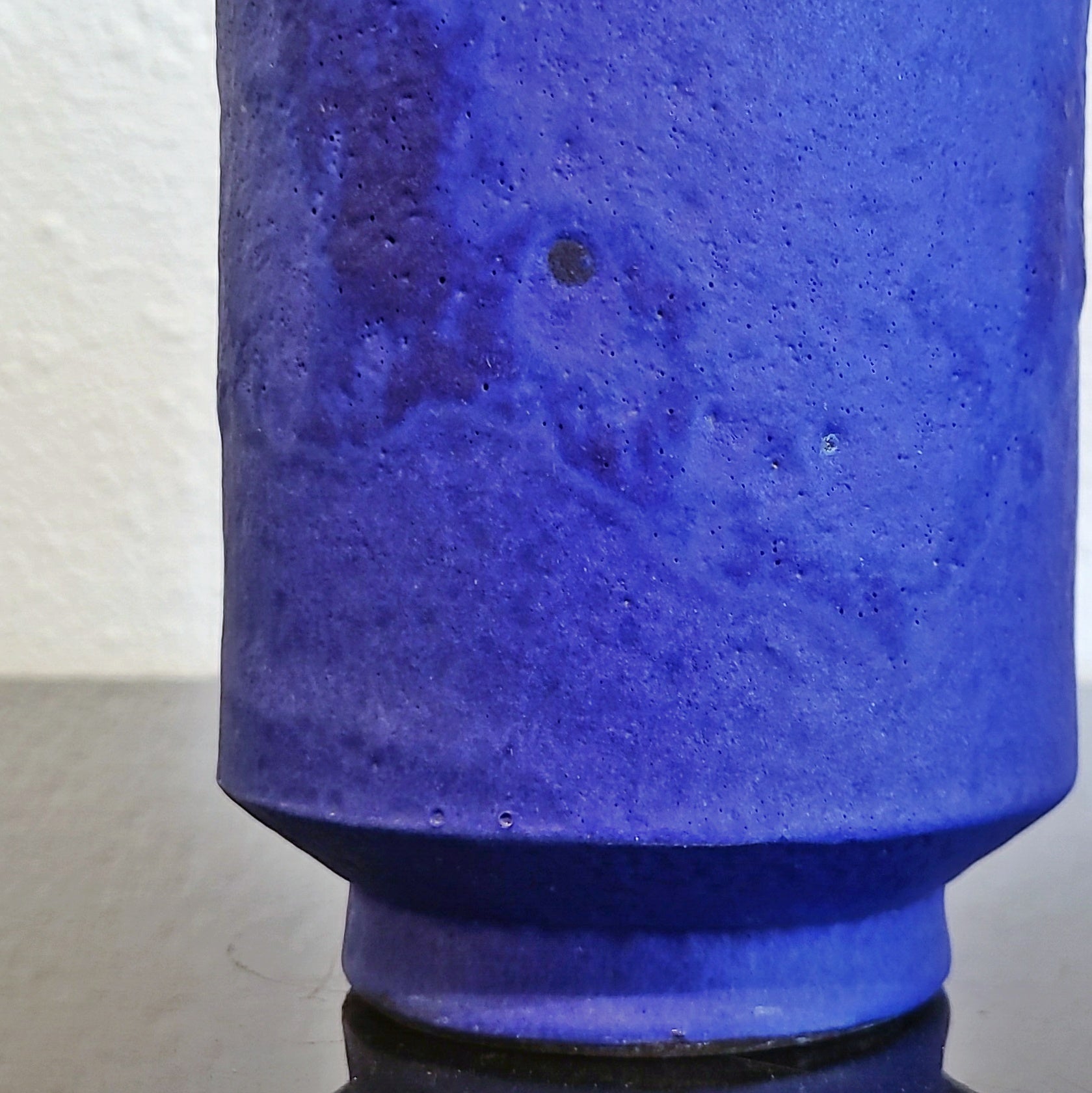 1960s HARTWIG HEYNE “KLEIN” BLUE HANDLE VASE