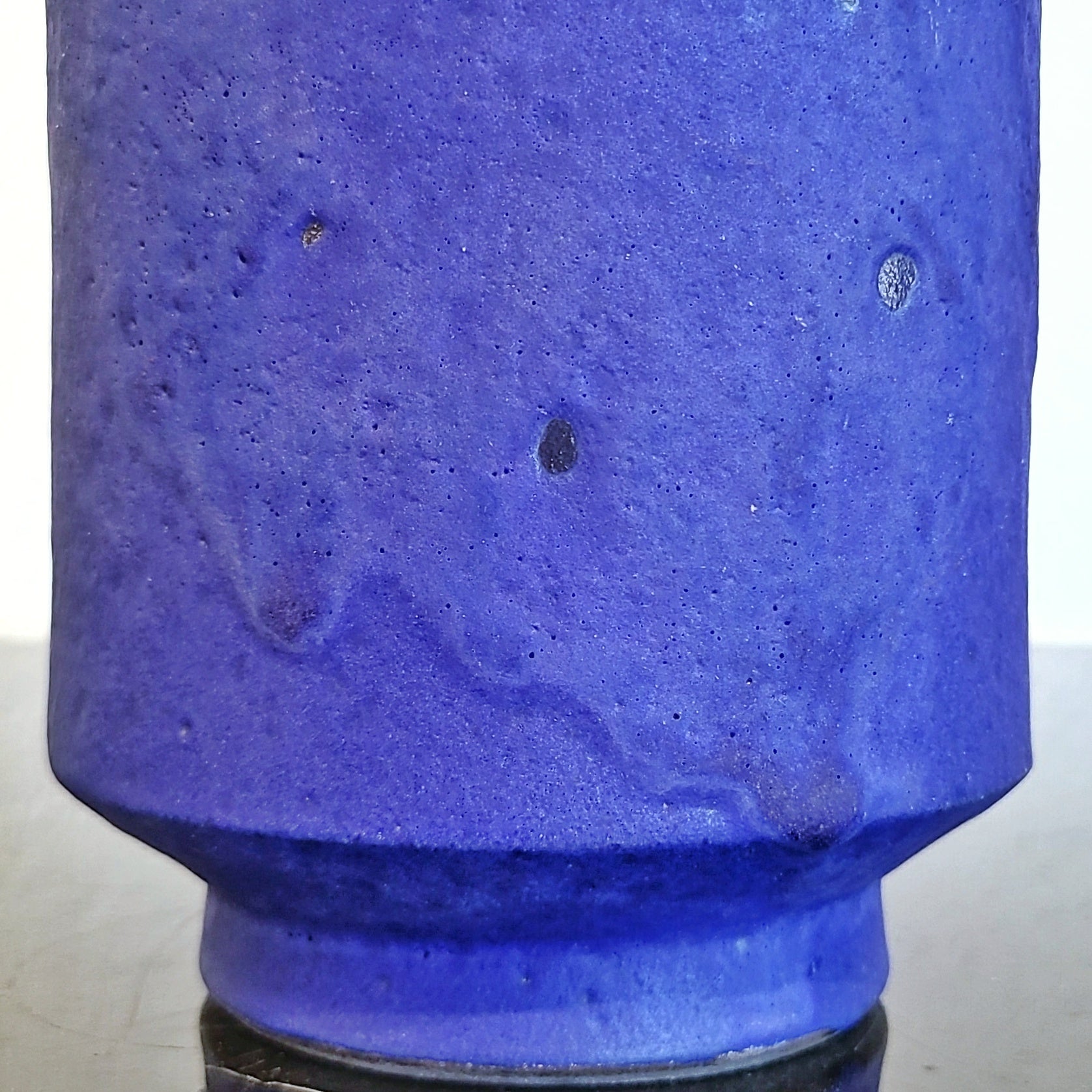 1960s HARTWIG HEYNE “KLEIN” BLUE HANDLE VASE