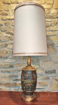 LARGE GEOMETRIC RELIEF PATTERN CERAMIC TABLE LAMP
