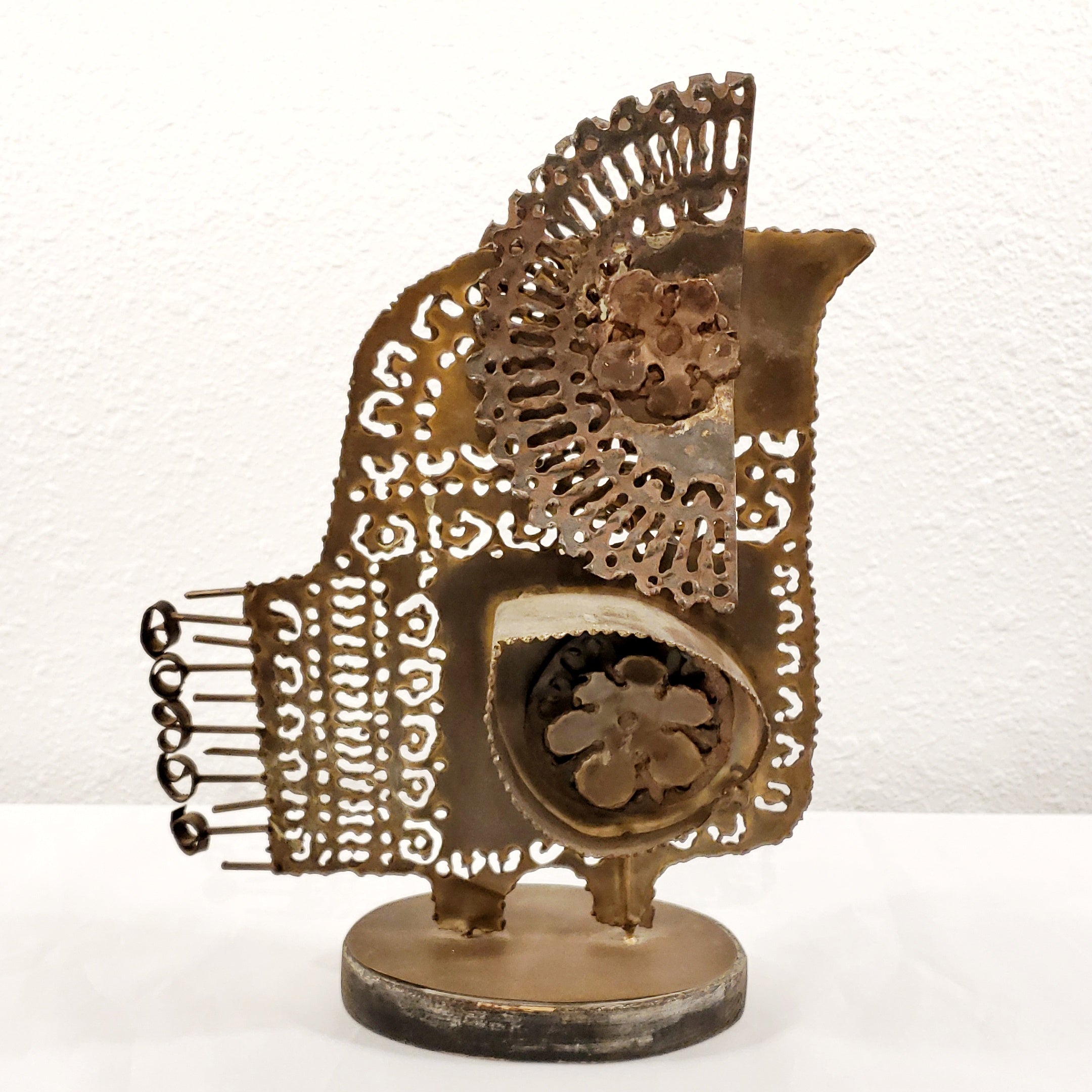 METAL OWL SCULPTURE IN THE STYLE OF FANTONI OR CURTIS JERE