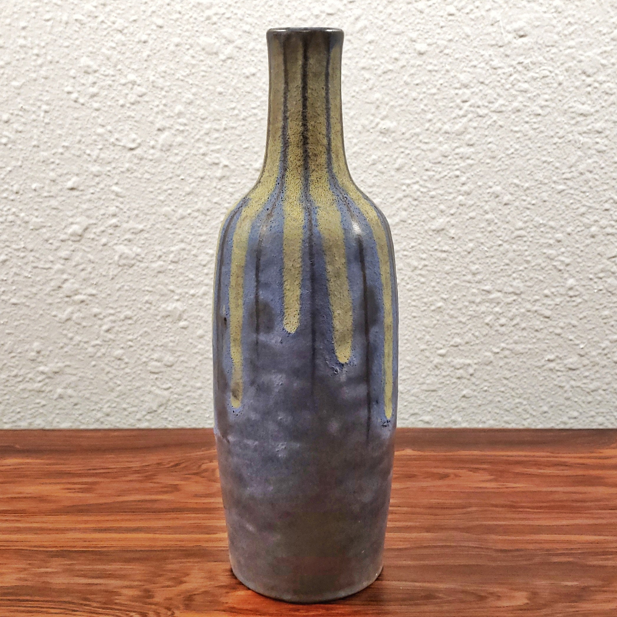 1960s HANNS WELLING ‘TUNDRA’ VASE FOR CERAMANO