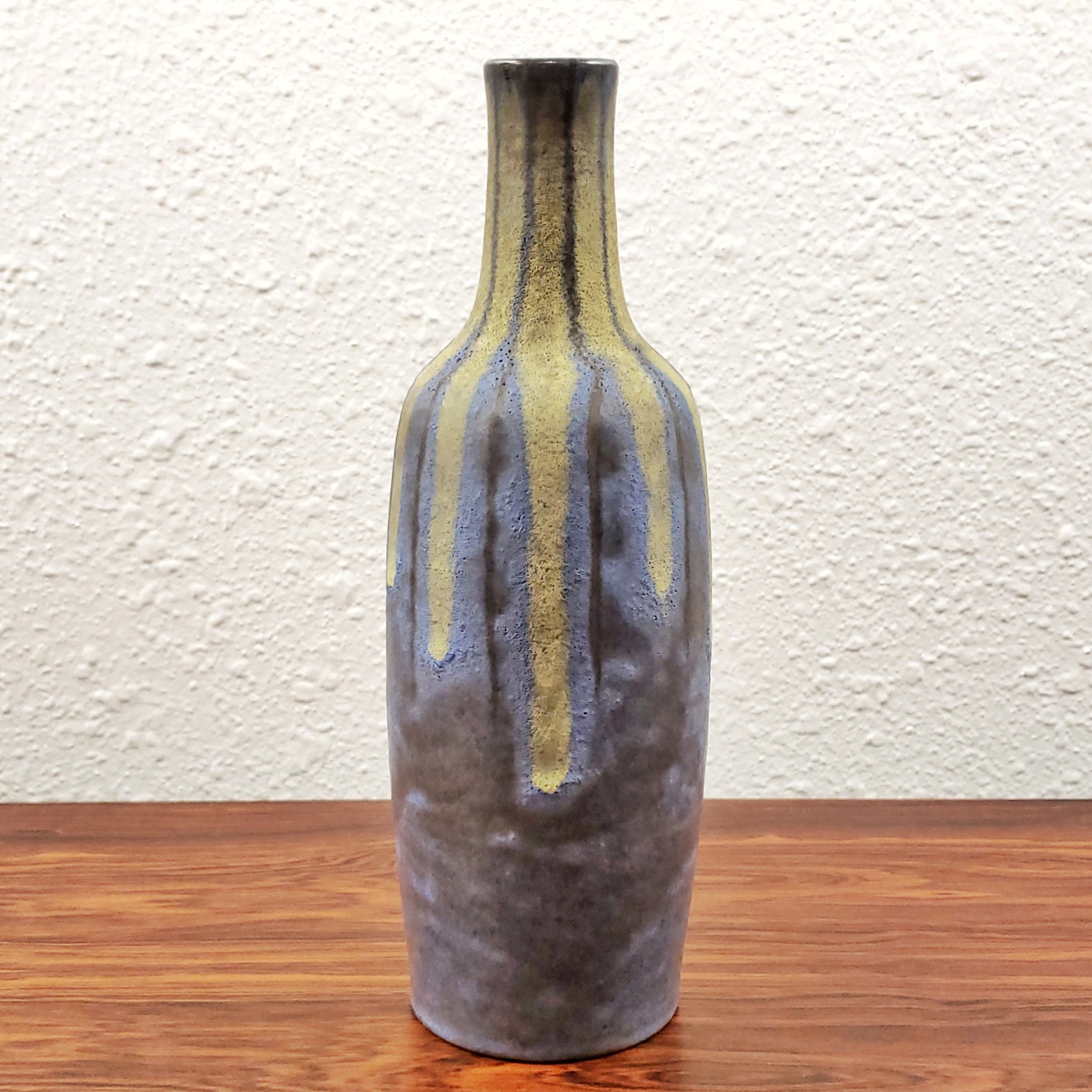 1960s HANNS WELLING 'TUNDRA' VASE FOR CERAMANO