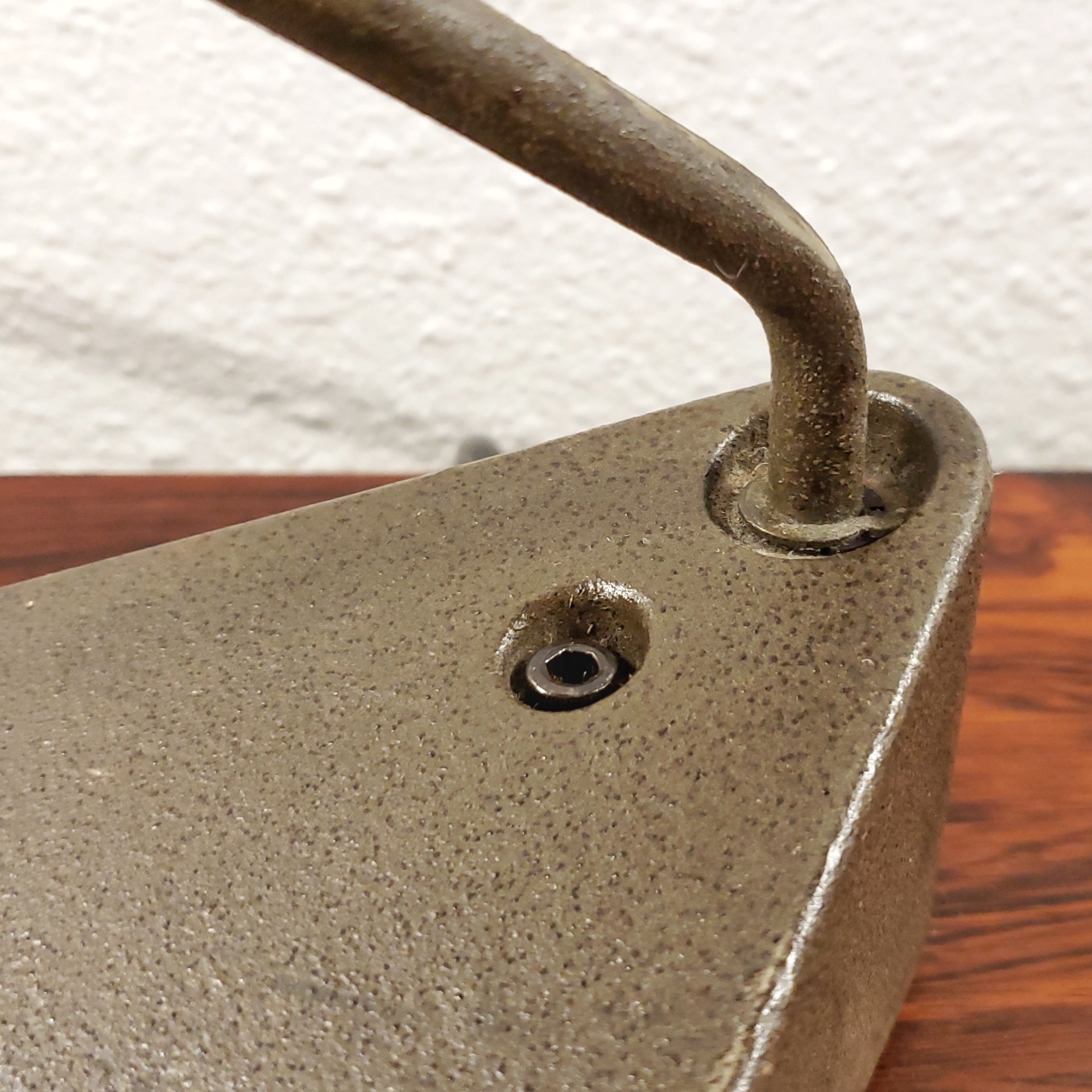 KOCH & LOWY INDUSTRIAL SWING-ARM DESK LAMP