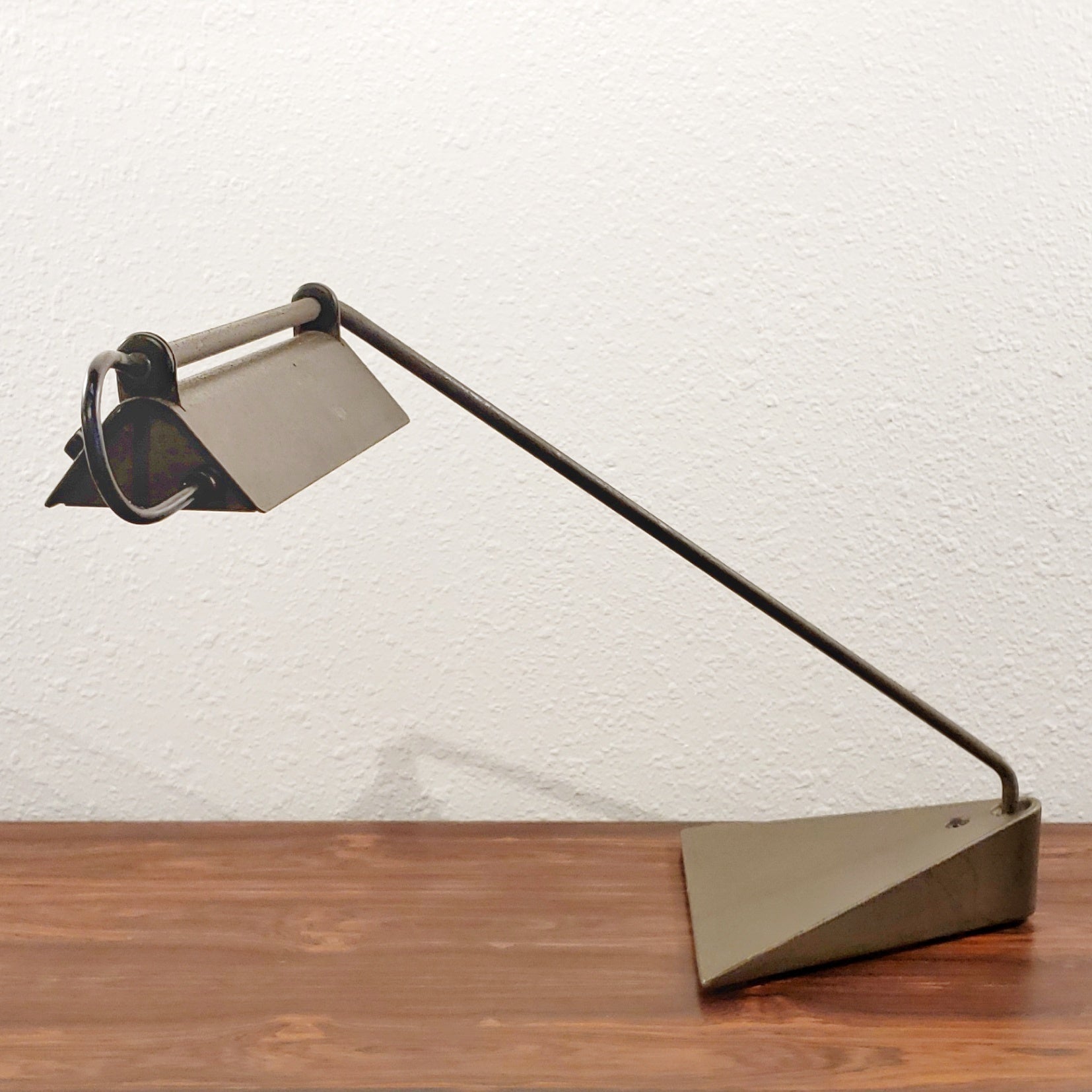 KOCH & LOWY INDUSTRIAL SWING-ARM DESK LAMP