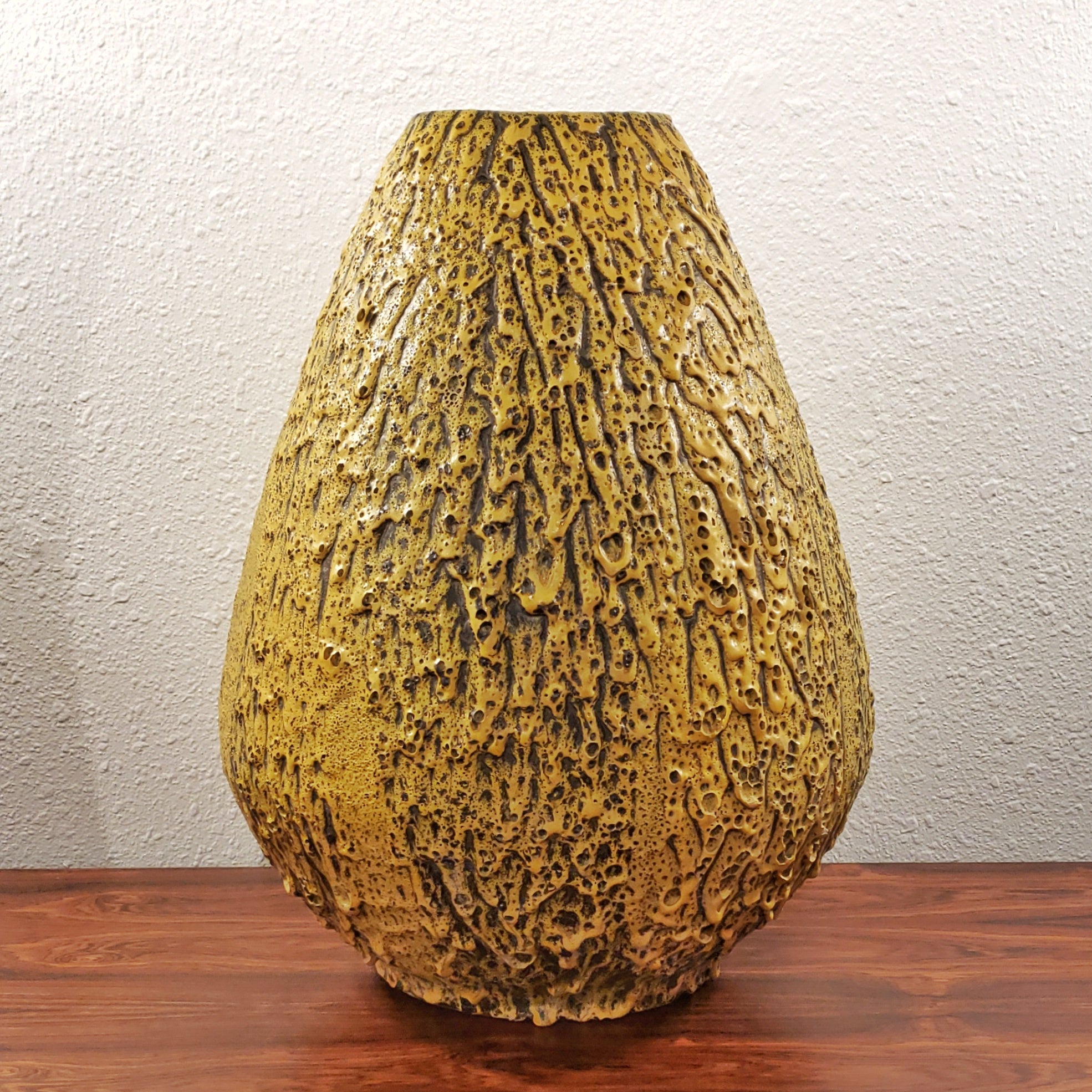 GIANT FAT-LAVA STUDIO FLOOR VASE WITH STAND