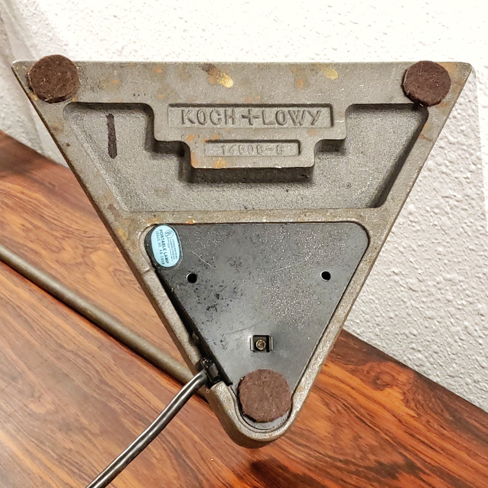 KOCH & LOWY INDUSTRIAL SWING-ARM DESK LAMP