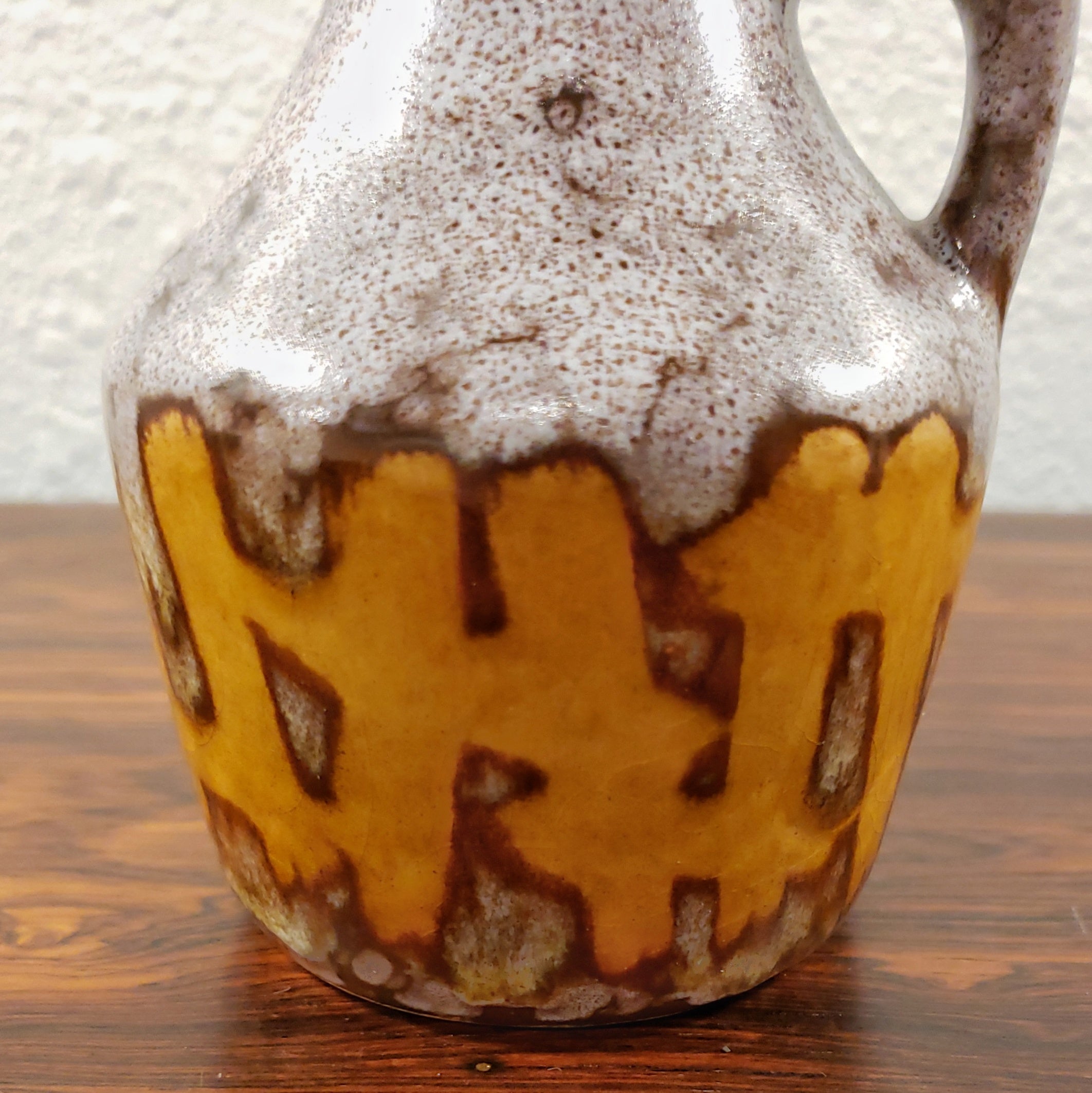 1950s STREHLA KERAMIK PITCHER VASE Nr. 999 (12 cm)