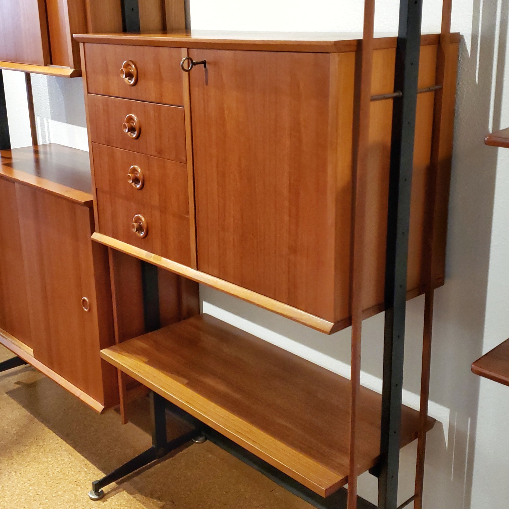 1960s TEAK ITALIAN WALL UNIT